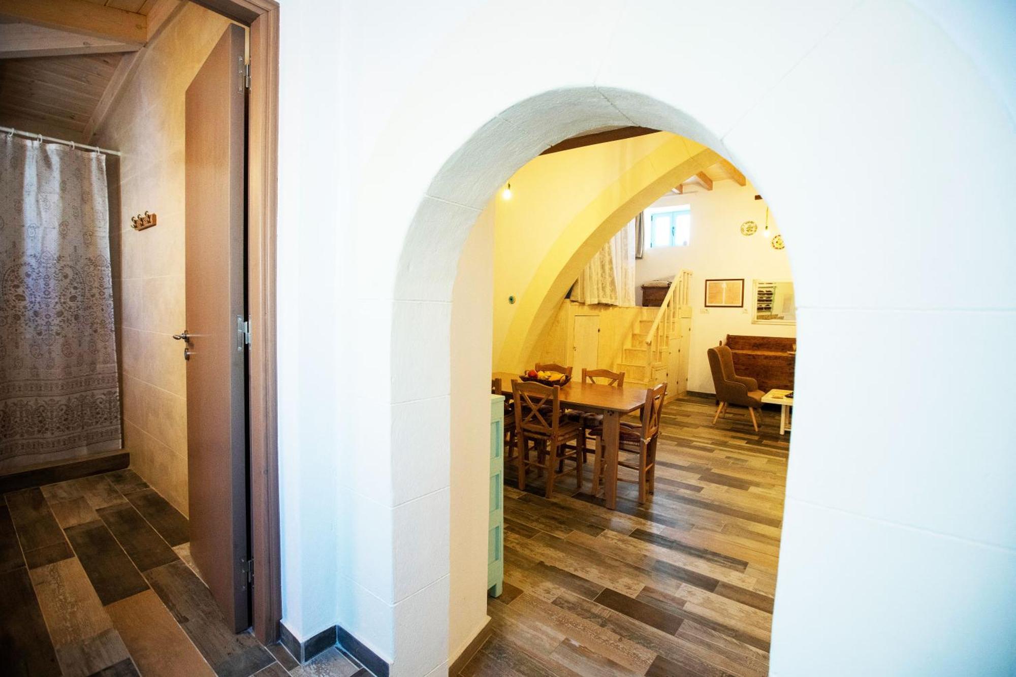 Stefanis Relis House * Archangelos (Rhodes)