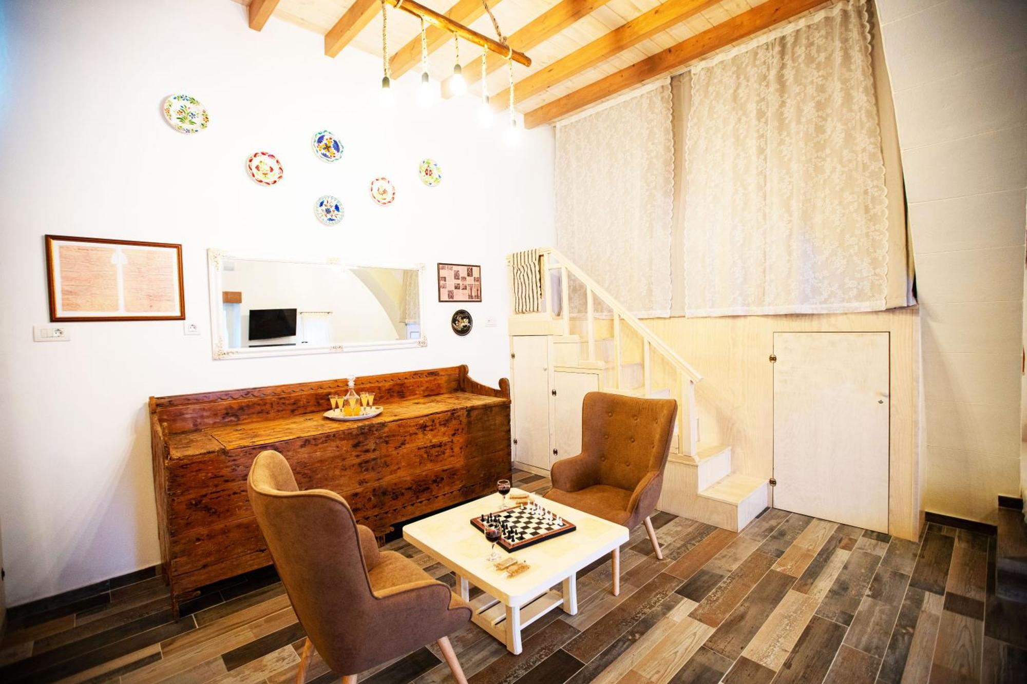 Stefanis Relis House *